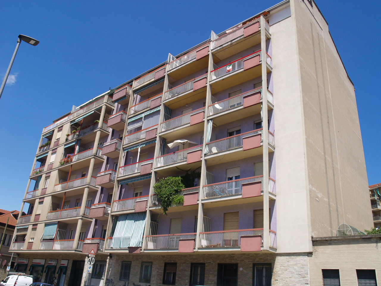 Via Ricasoli 24, Torino.